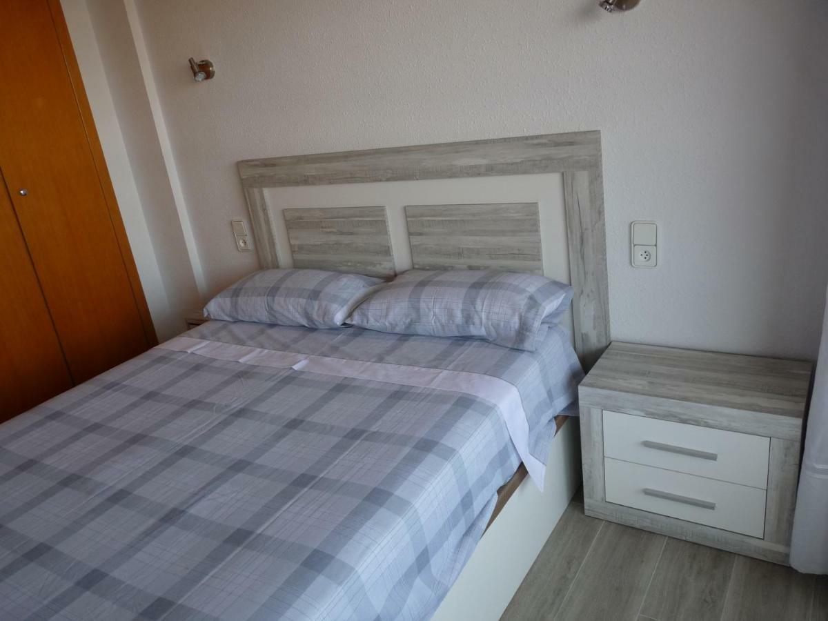 Apartamento Салоу Экстерьер фото