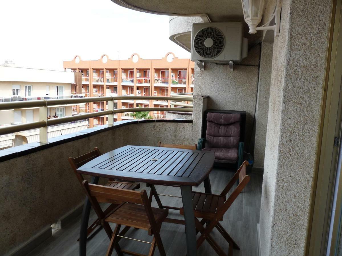 Apartamento Салоу Экстерьер фото